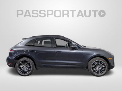 2025 Porsche Macan Base