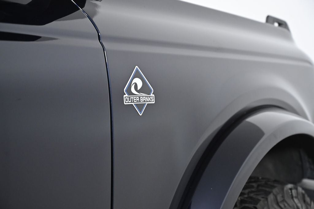 2021 Ford Bronco Base