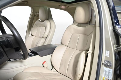 2017 Lincoln Continental Base