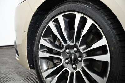 2017 Lincoln Continental Base