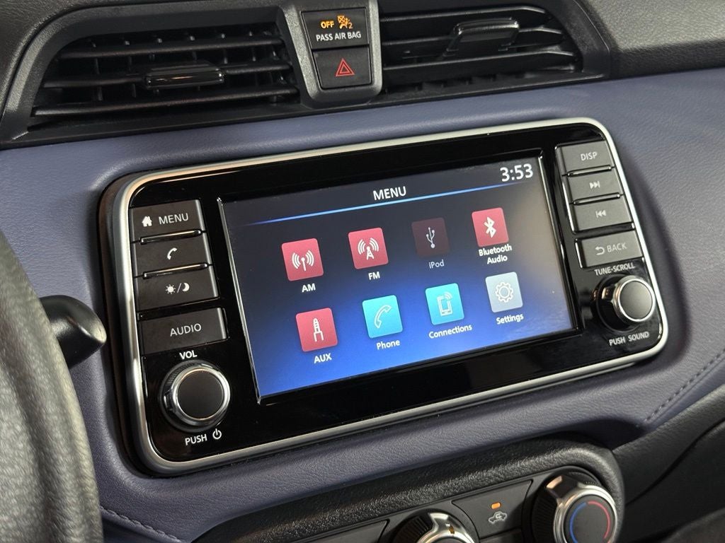 2024 Nissan Versa 1.6 SV