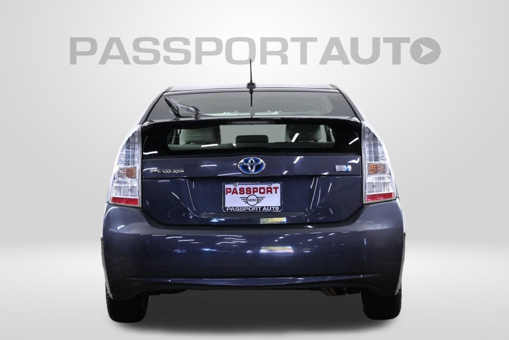 2010 Toyota Prius III