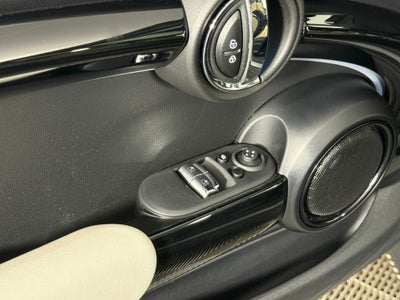 2024 MINI Cooper SE Electric Cooper SE