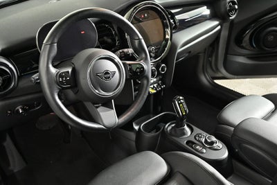 2024 MINI Cooper SE Electric Cooper SE