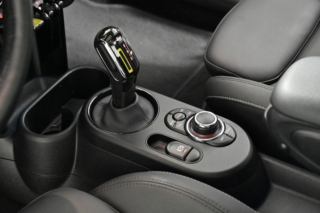 2024 MINI Cooper SE Electric Cooper SE