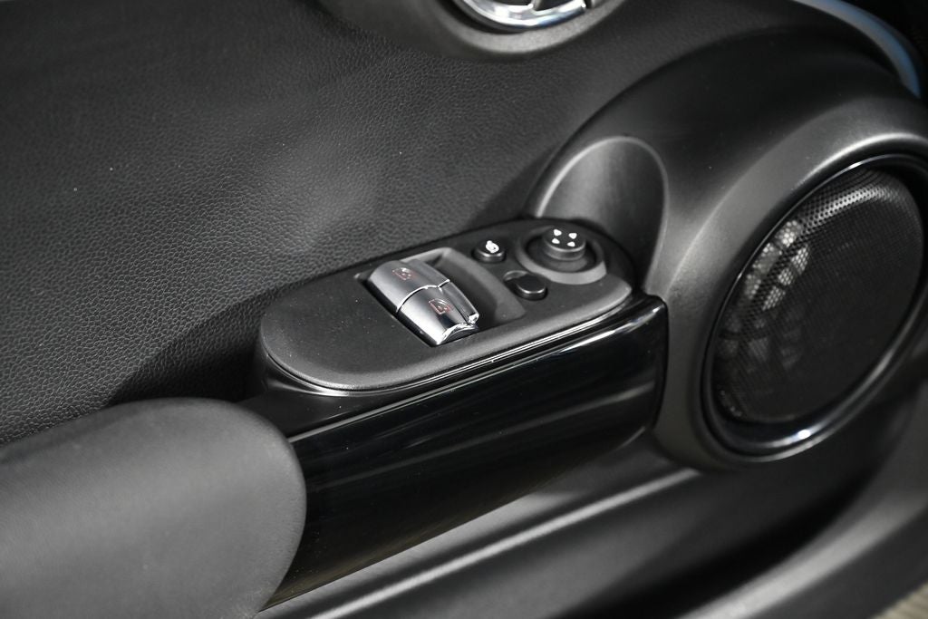 2024 MINI Cooper SE Electric Cooper SE