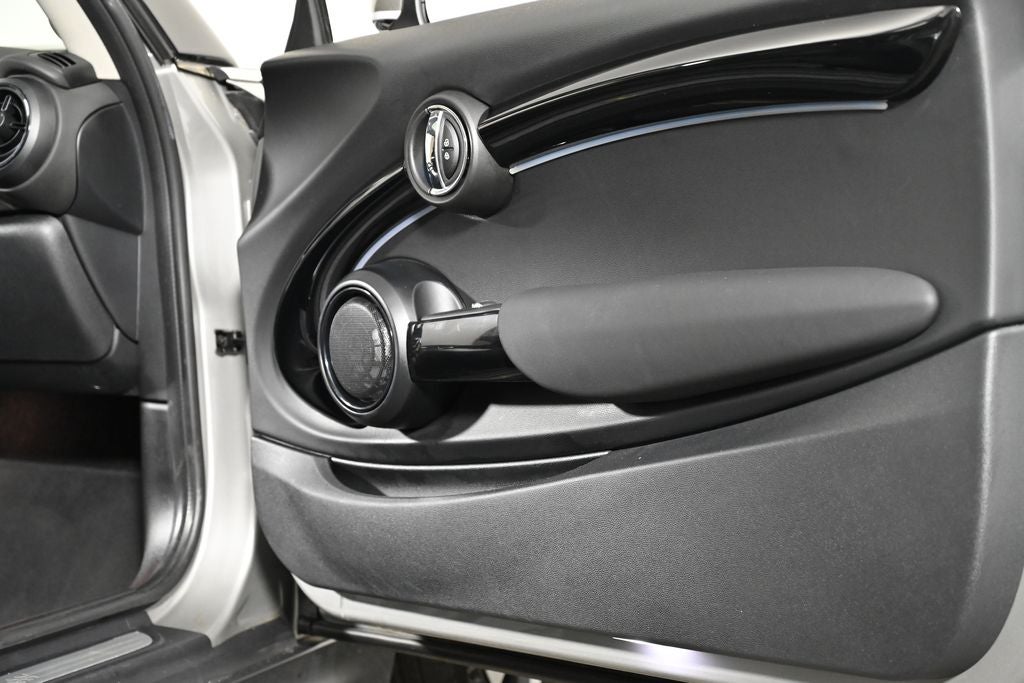 2024 MINI Cooper SE Electric Cooper SE