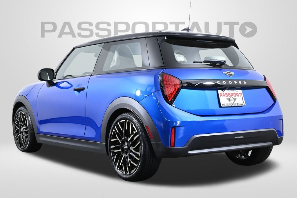 2025 MINI Hardtop 2 Door Cooper