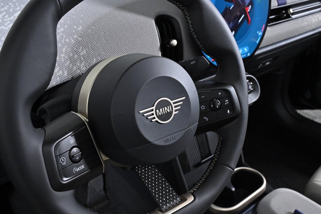 2026 MINI Cooper S Iconic