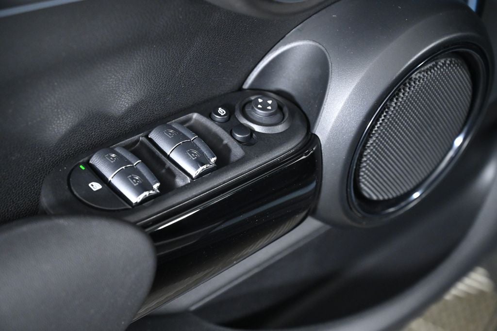 2023 MINI Cooper Cooper