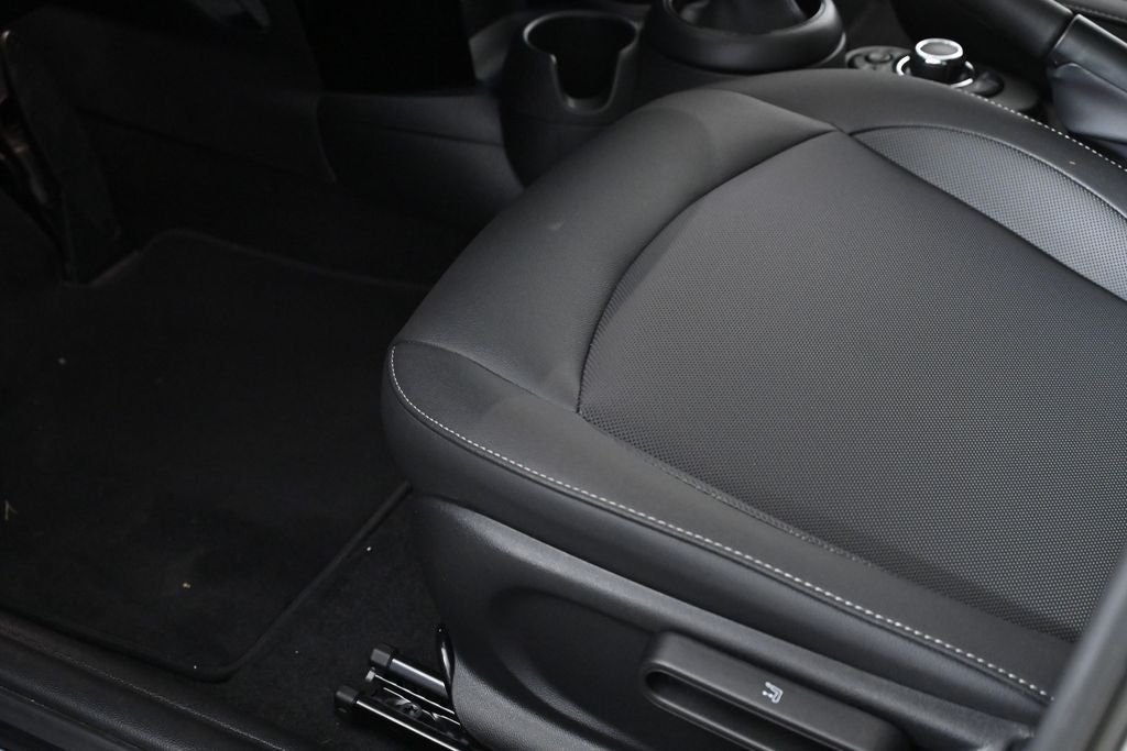 2023 MINI Cooper Cooper