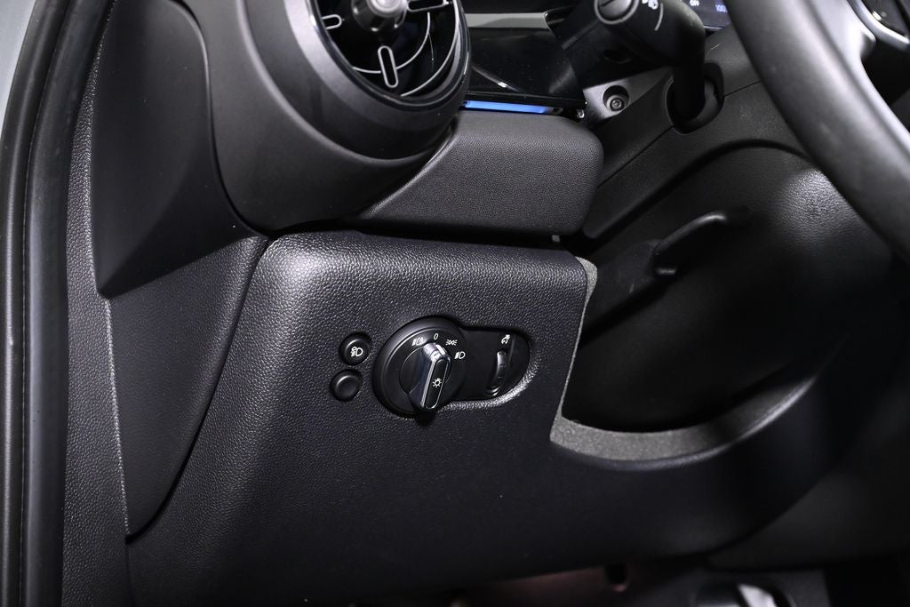 2023 MINI 4 Door Base