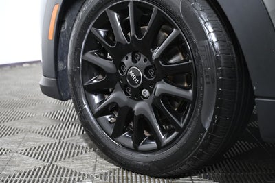 2023 MINI 4 Door Base