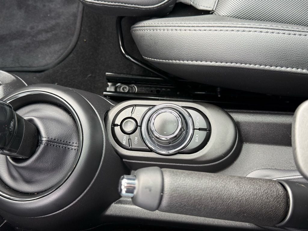 2023 MINI HARDTOP 4 DOOR Cooper S