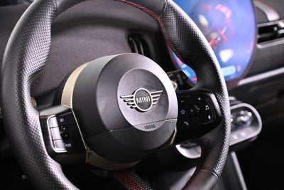 2025 MINI 4 Door Base