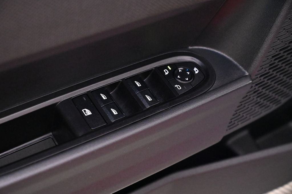 2025 MINI 4 Door Base