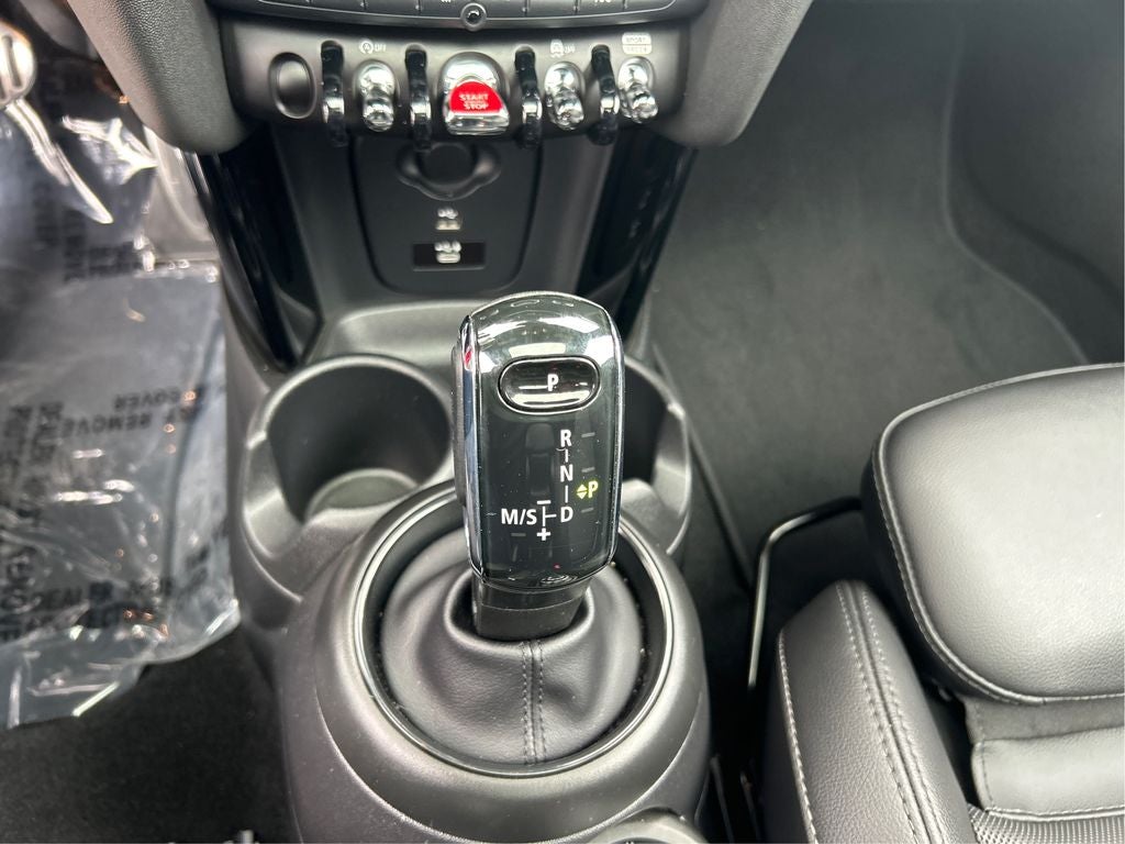 2022 MINI John Cooper Works Base