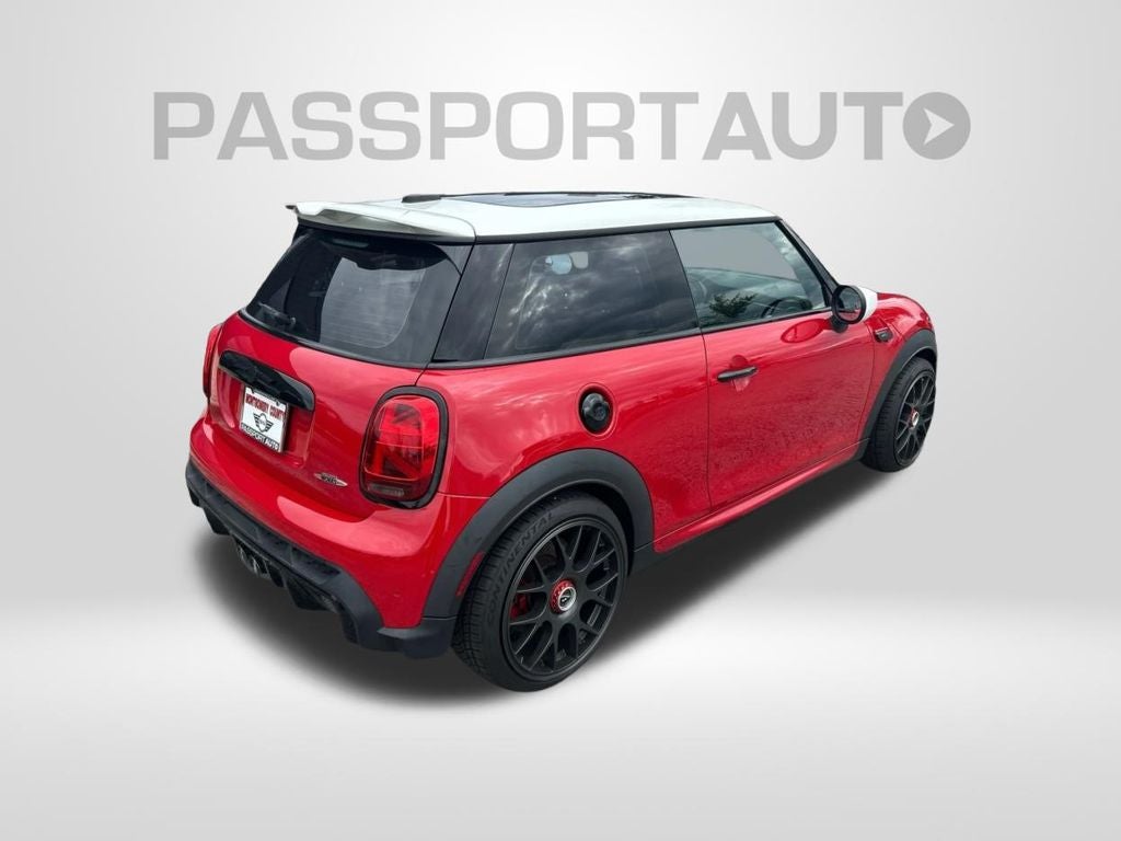 2022 MINI John Cooper Works Base