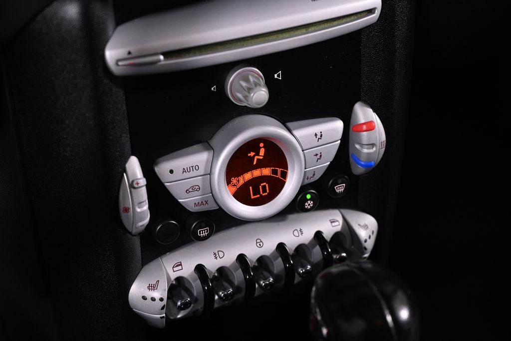 2009 MINI 2 Door Base