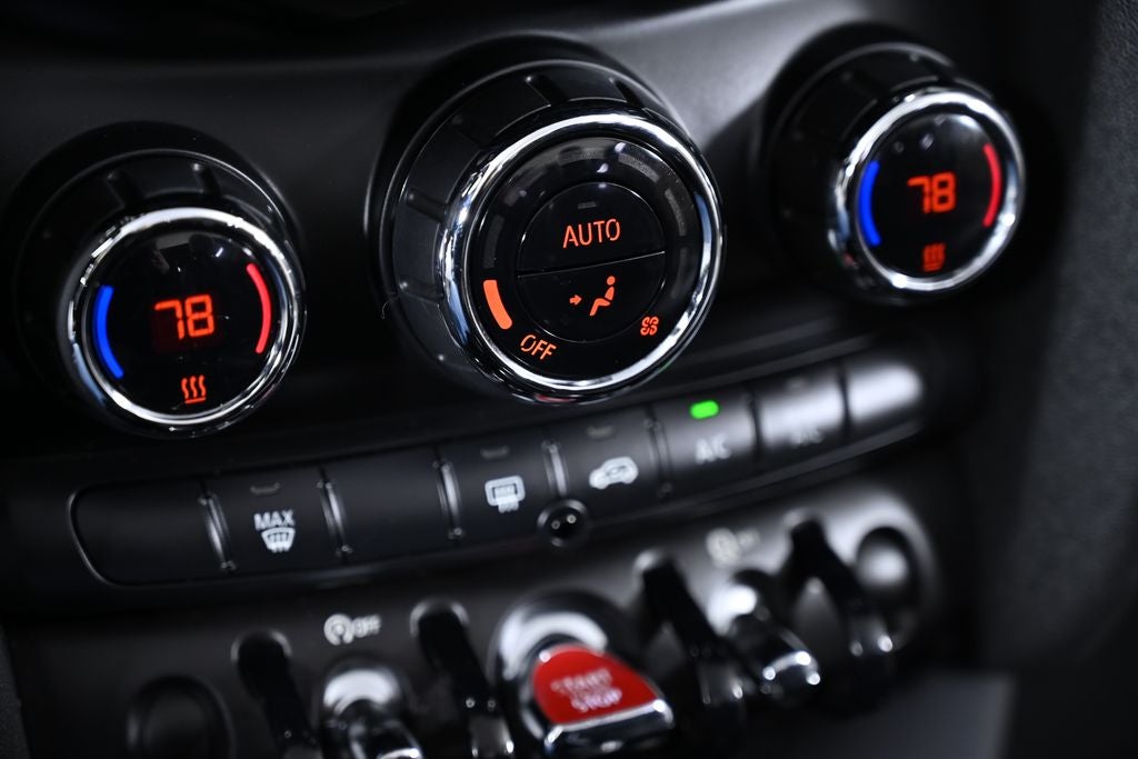 2017 MINI Cooper Cooper