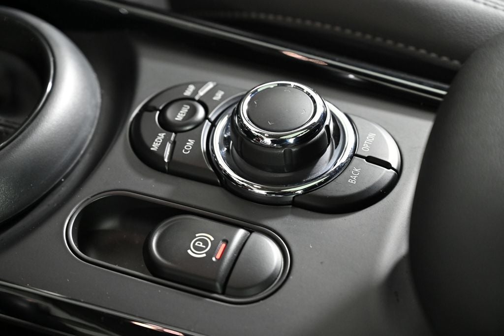 2024 MINI Cooper S Clubman Base