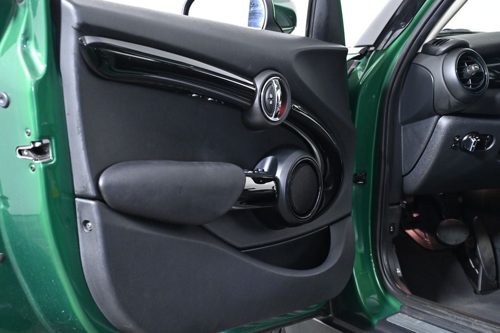 2021 MINI Cooper Base