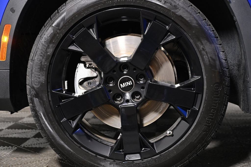 2025 MINI Cooper S Countryman Signature Plus