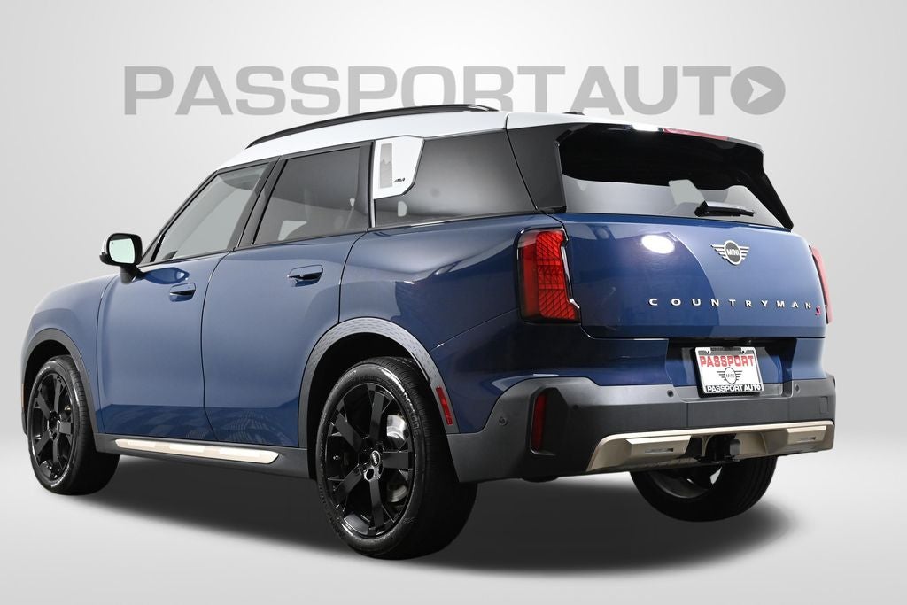 2025 MINI Cooper S Countryman Iconic