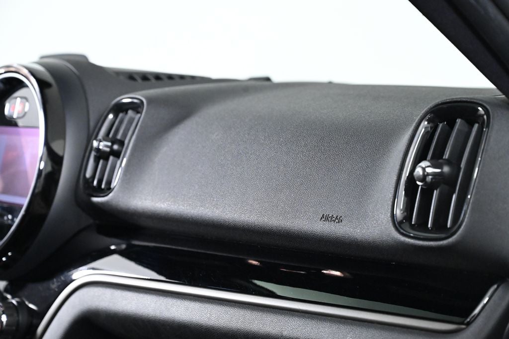 2023 MINI John Cooper Works Countryman Base