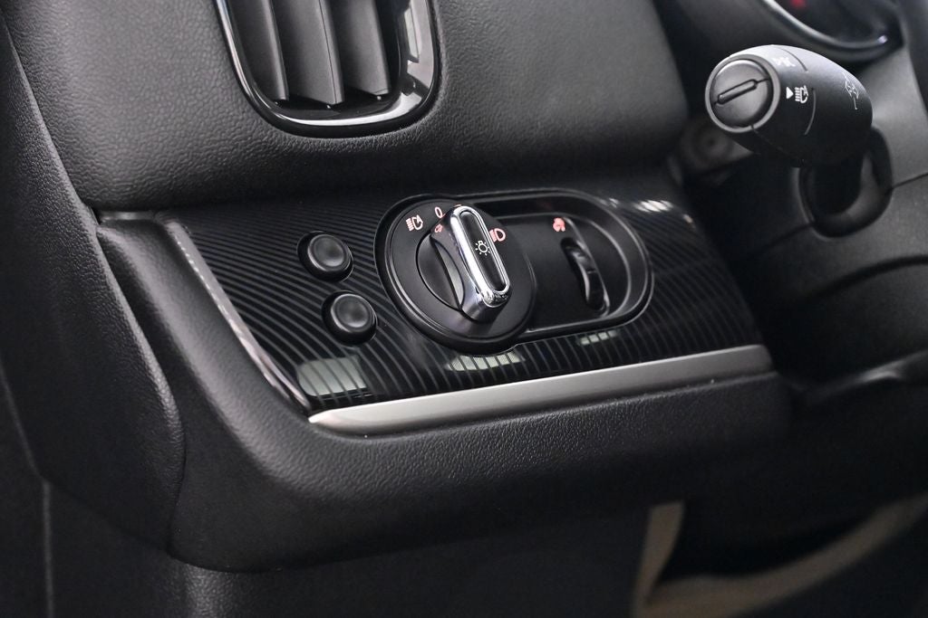 2020 MINI Countryman Base