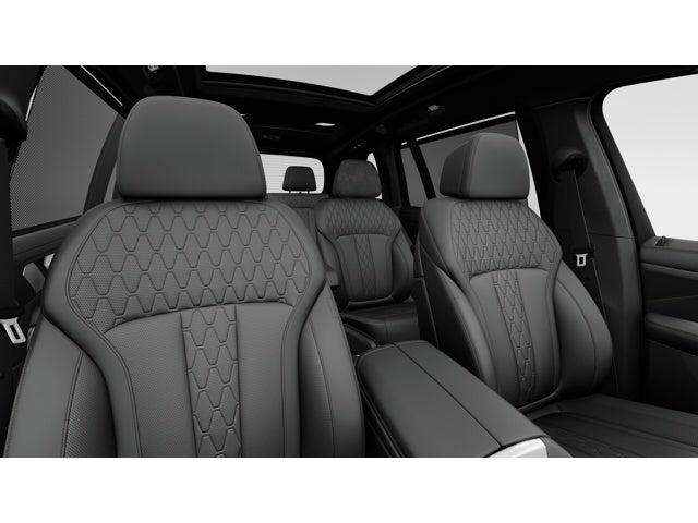 2026 BMW X7 M60i