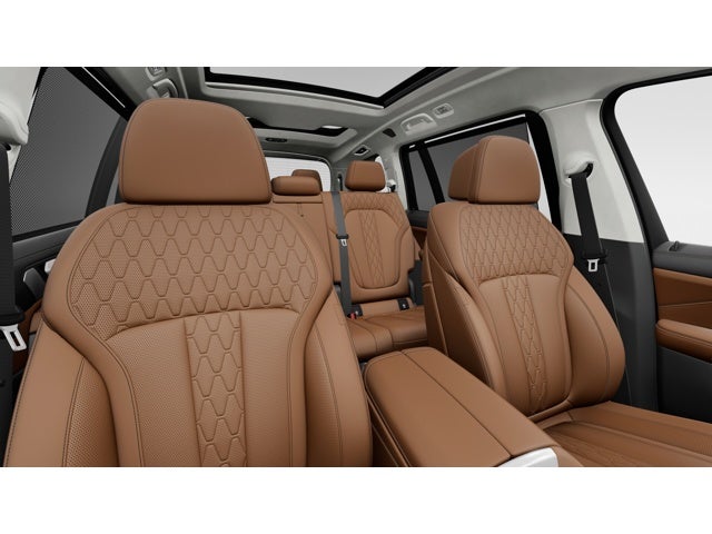 2027 BMW X7 M60i