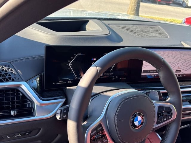 2027 BMW X6 xDrive40i
