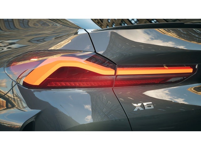 2027 BMW X6 xDrive40i