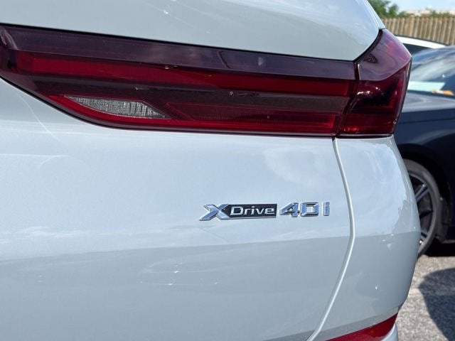 2027 BMW X6 xDrive40i
