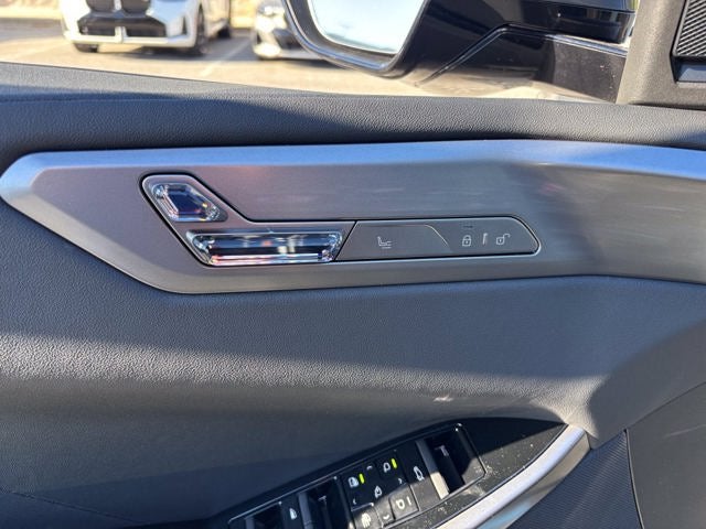 2027 BMW X5 40 xDrive