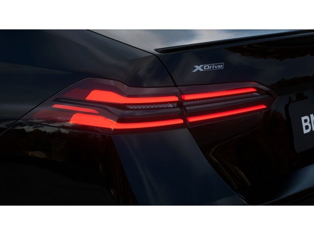 2026 BMW 5 Series 550e xDrive
