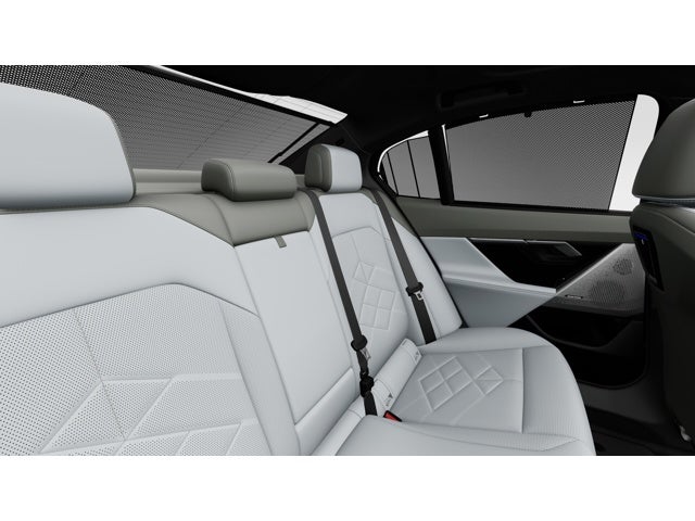 2027 BMW 550e 550e xDrive