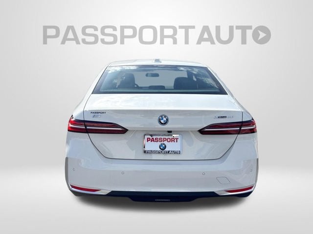 2026 BMW i5 xDrive40