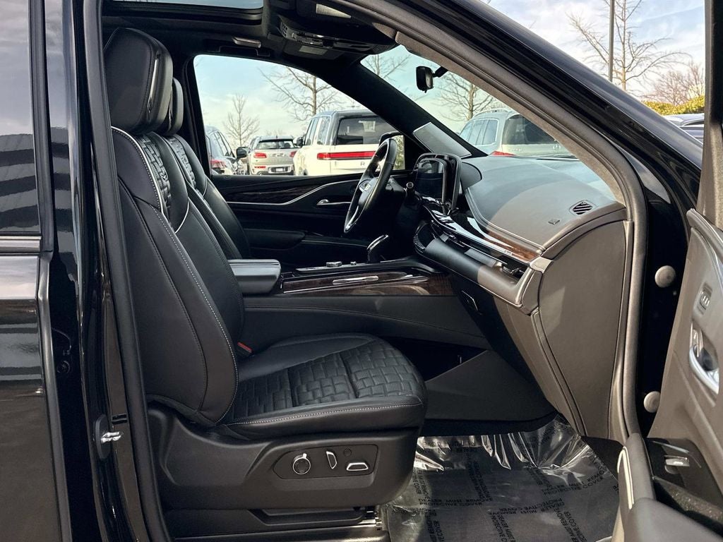 2023 Cadillac Escalade Sport Platinum