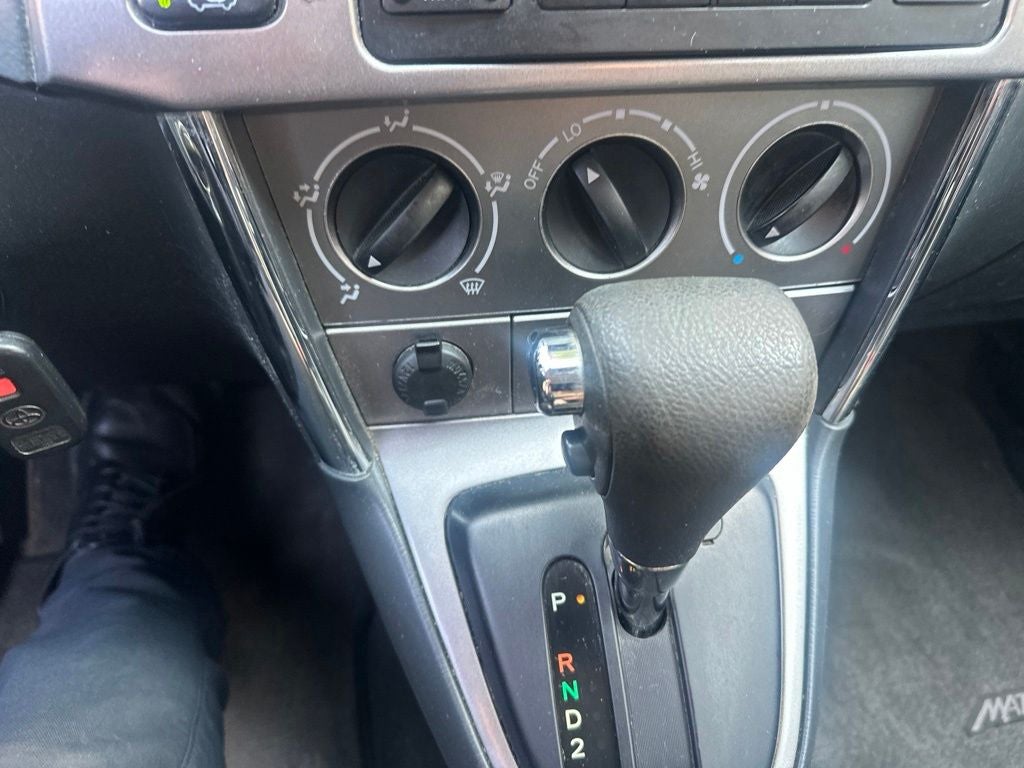2005 Toyota Matrix Base