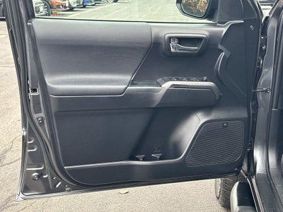 2020 Toyota Tacoma SR5 V6