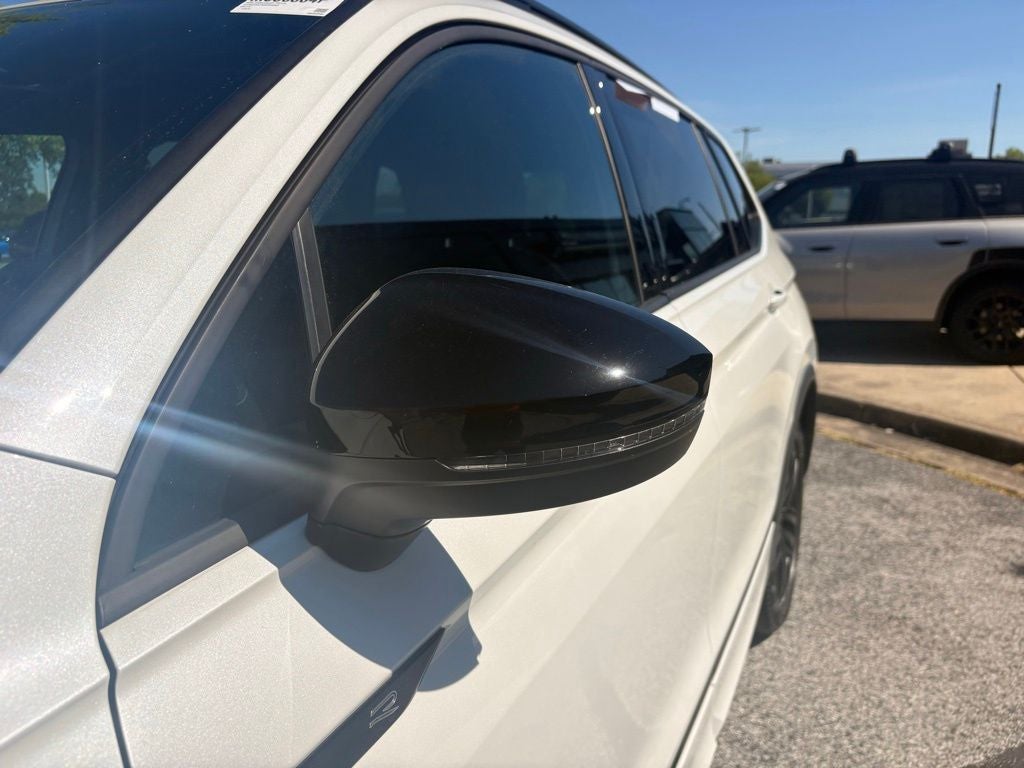 2022 Volkswagen Tiguan 2.0T SE R-Line Black AWD