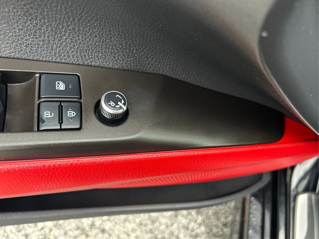 2021 Toyota Camry Hybrid XSE