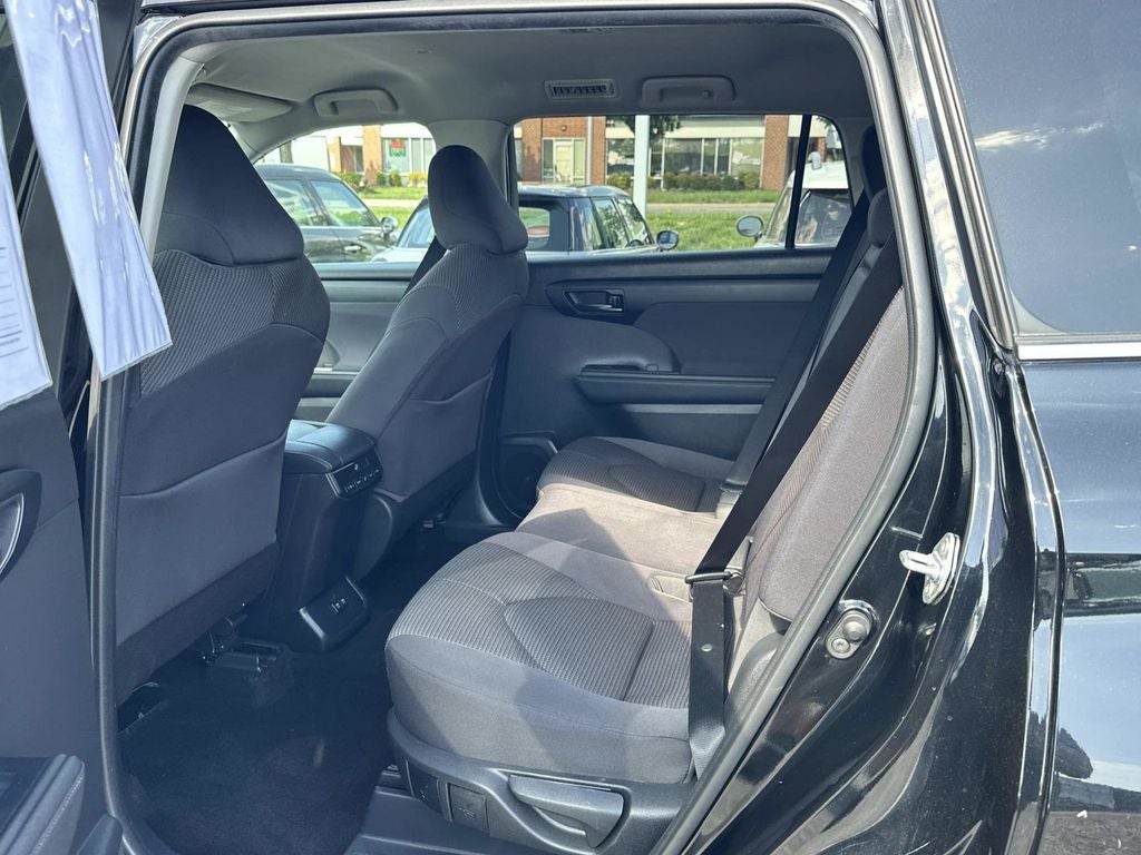 2021 Toyota Highlander LE AWD