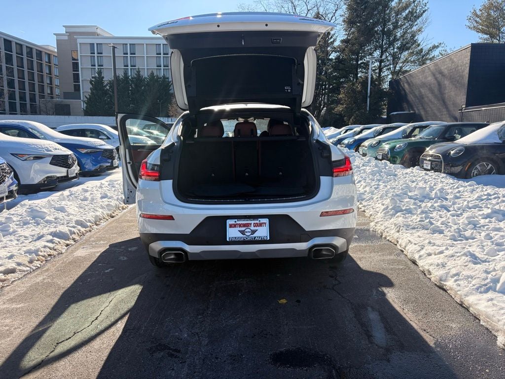 2023 BMW X4 xDrive30i AWD