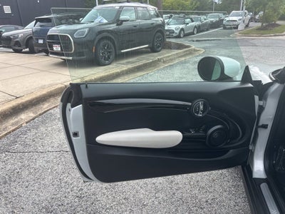 2022 MINI Cooper SE Electric Iconic Hardtop 2 Door