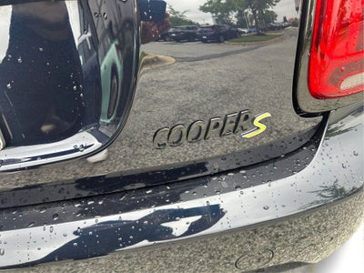 2024 MINI Cooper SE Electric Iconic