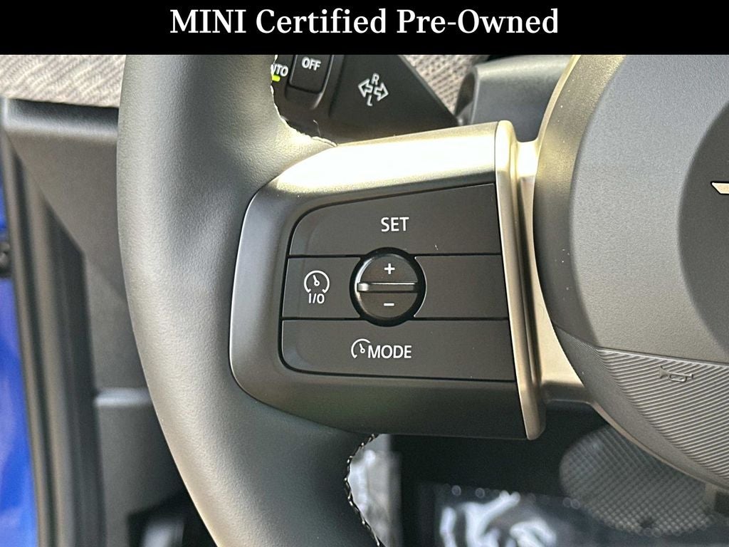 2025 MINI Cooper Signature Plus Hardtop 2 Door