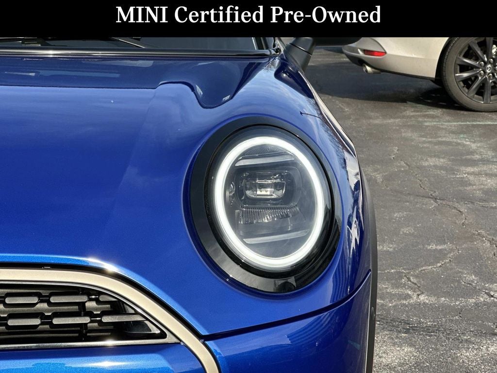 2025 MINI Cooper Signature Plus Hardtop 2 Door